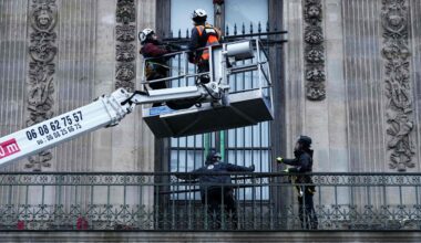 Zwei Monate nach dem Raub: Einbrecher-Fenster des Louvre jetzt vergittert | News