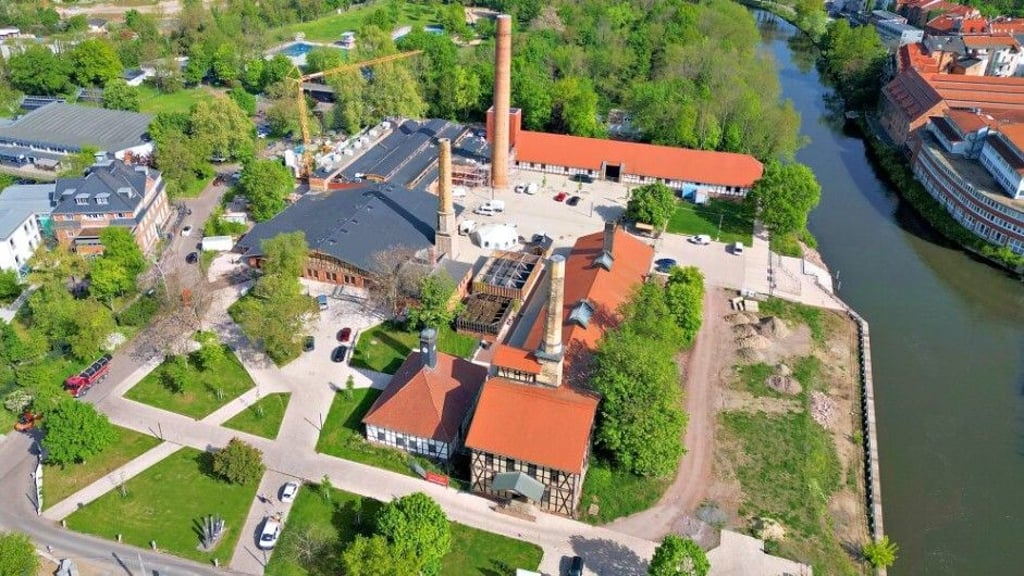 Ein Foto aus dem Jahr 2024 von der Saline. In den beiden Großsiedehallen (links im Bild) entsteht die neue Dauerausstellung, sie soll im April 2027 öffnen.
