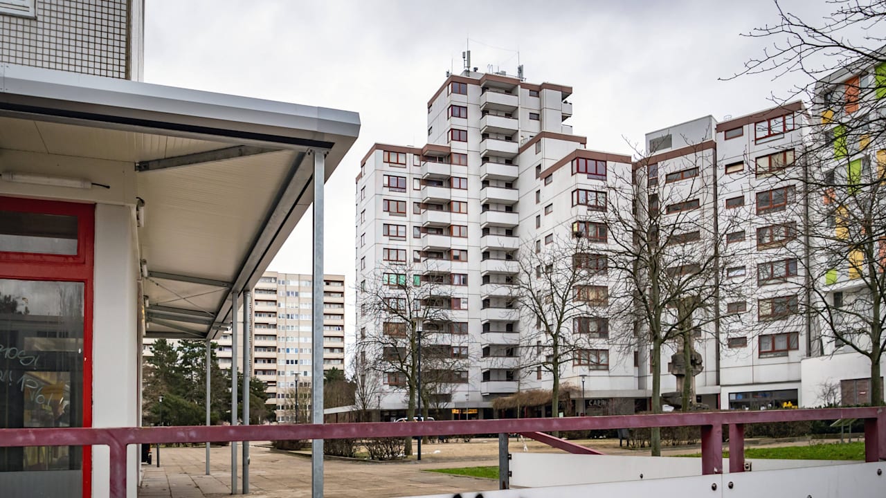 Berlin: Tausende Mieter seit Tagen ohne Heizung – auch Duschen kalt | Regional