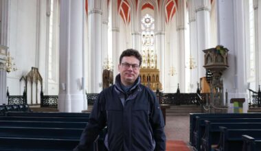 Der Architekt zeigt die verborgene Welt über dem Verdener Dom