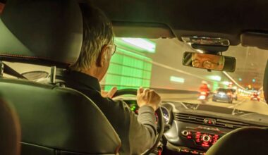 Demenz erkennen hinterm Steuer – Änderungen am Fahrverhalten liefern erste Warnzeichen