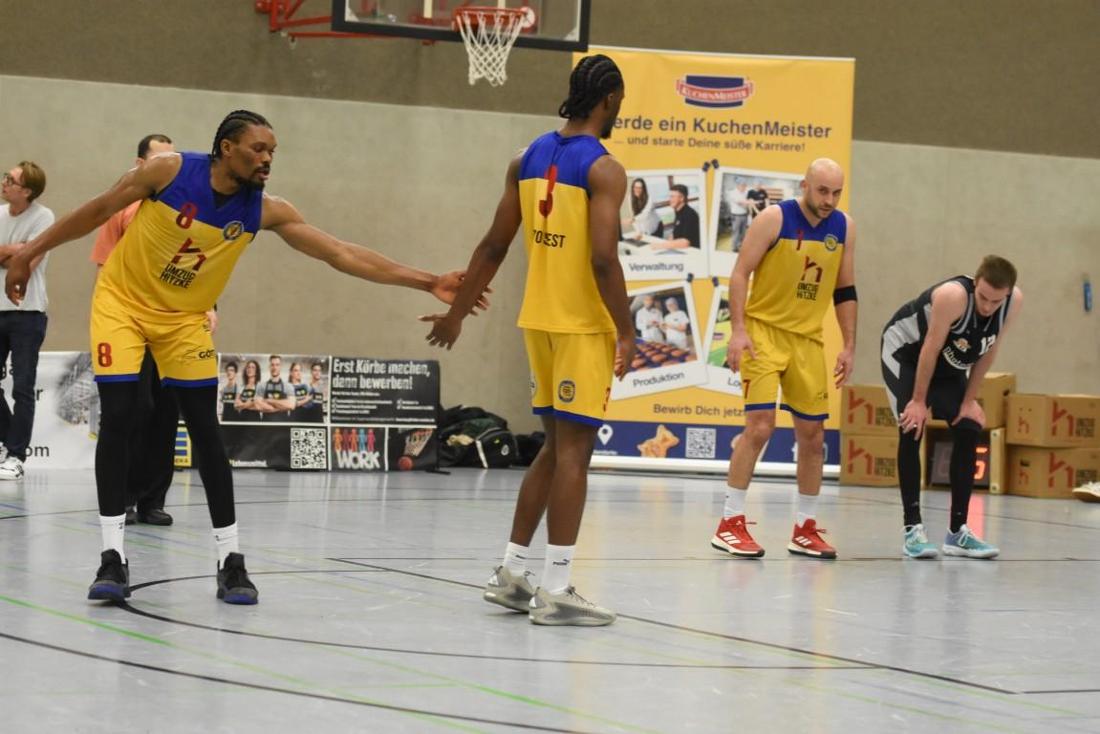 Basketball
2. Regionalliga Herren: BC 70 Soest gegen ETB Miners Essen II