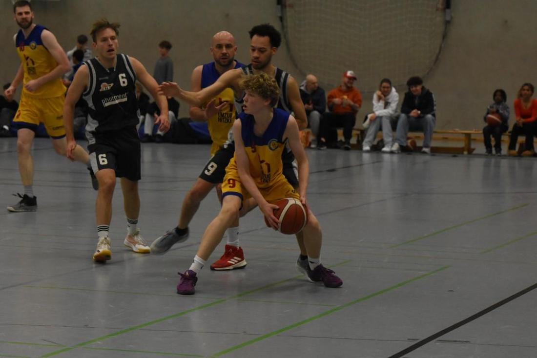 Basketball
2. Regionalliga Herren: BC 70 Soest gegen ETB Miners Essen II