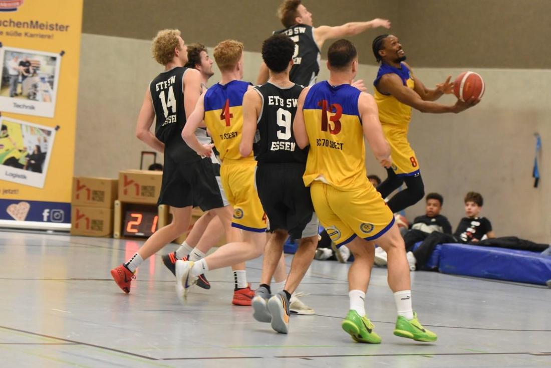 Basketball
2. Regionalliga Herren: BC 70 Soest gegen ETB Miners Essen II