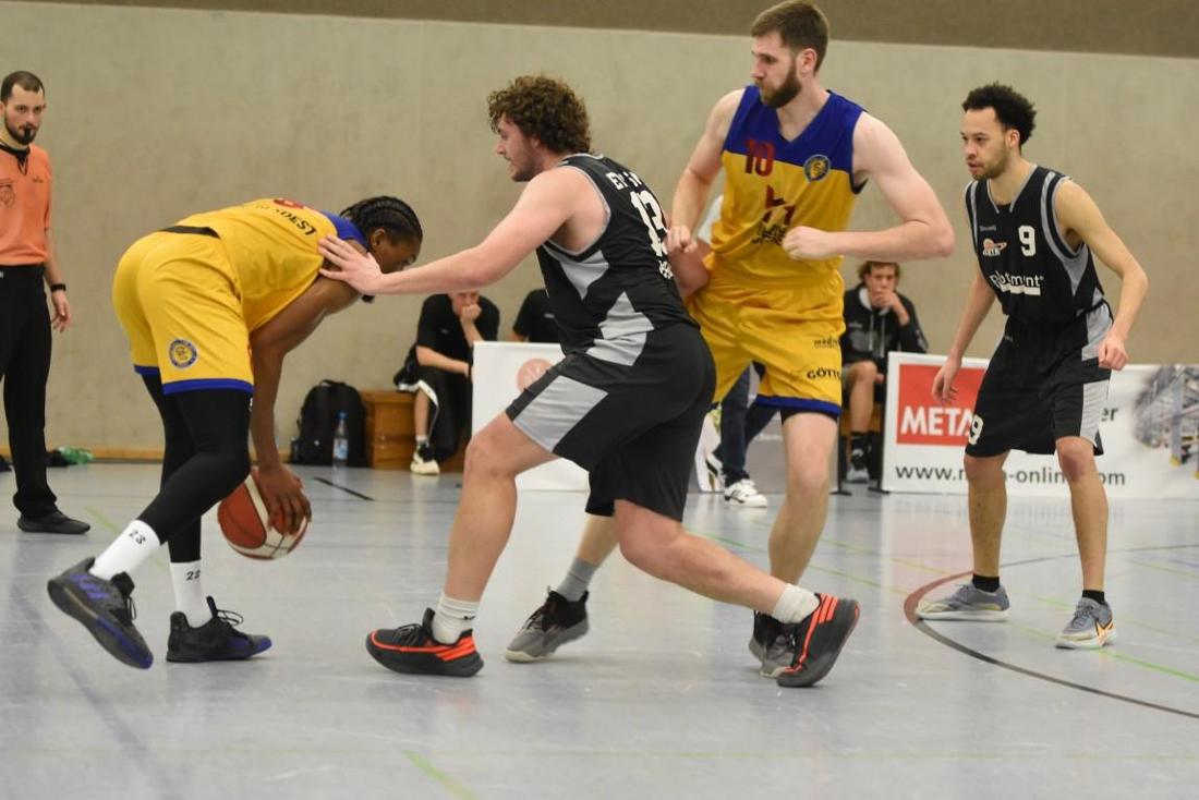 Basketball
2. Regionalliga Herren: BC 70 Soest gegen ETB Miners Essen II