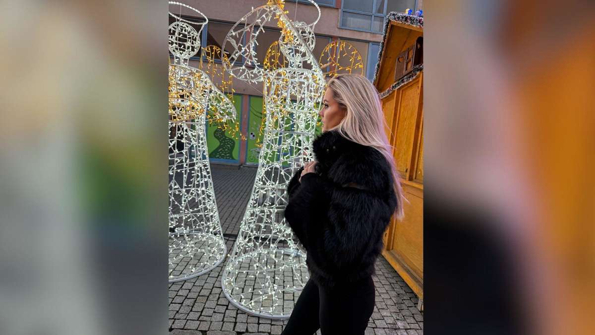 „Deutschlands hübscheste Schlagersängerin“ wird auf Weihnachtsmarkt in München erkannt