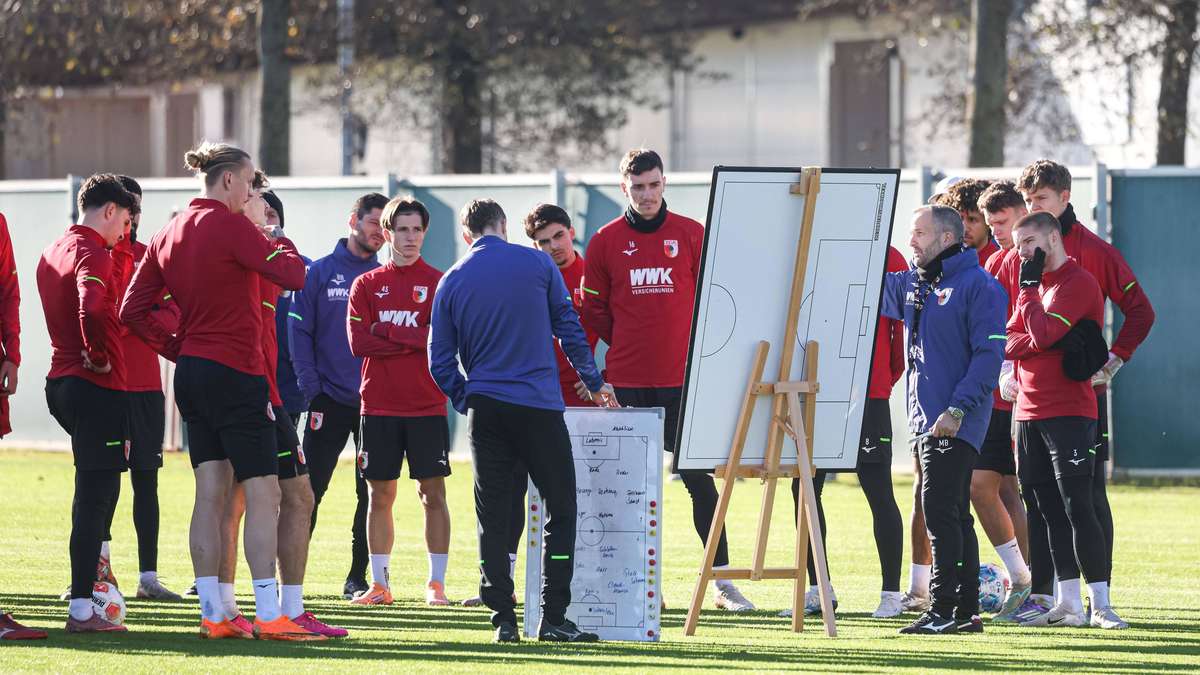 Manuel Baum setzt beim FC Augsburg auf Basics statt Videowand