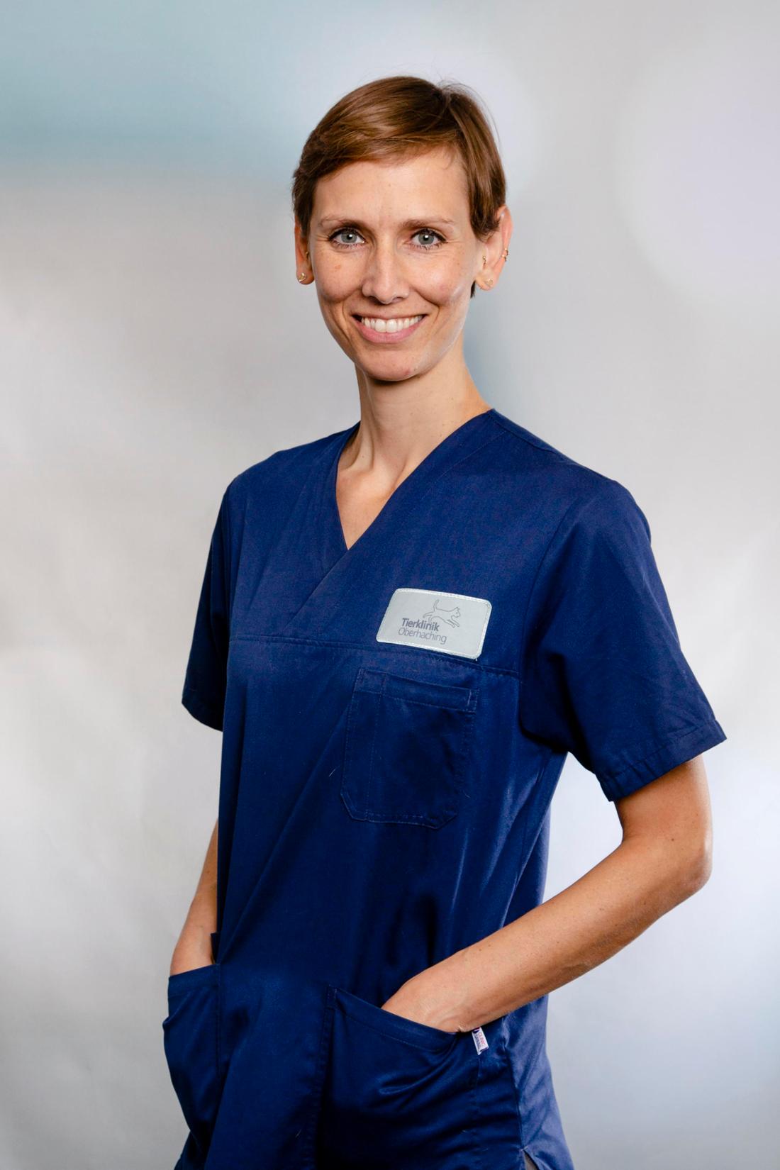 Dr. Carolin Werres, Fachtierärztin für Kleintierchirurgie, leitende Oberärztin Chirurgie Tierklinik Oberhaching