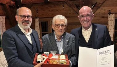 BRK Schwaben ehrt Alfred Reichert für seine besondere Verdienste