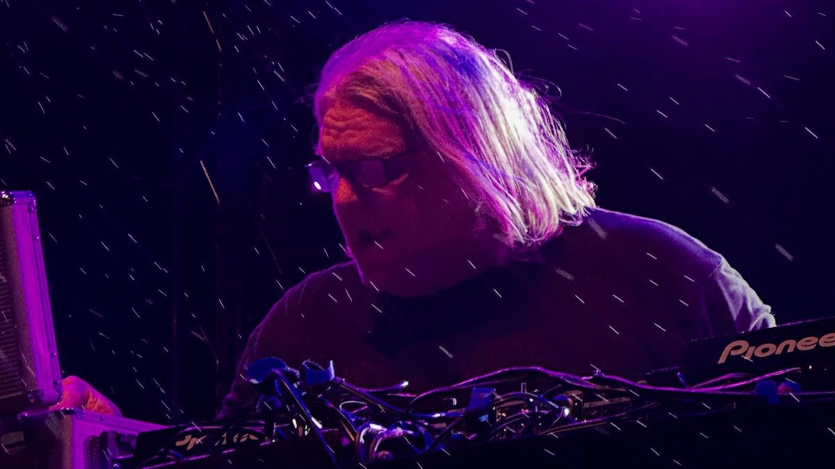 Traditionell legte Daniel Jung einen Abend beim Duisburger Stadtfest auf. Traditionell legte Daniel Jung einen Abend beim Duisburger Stadtfest auf.