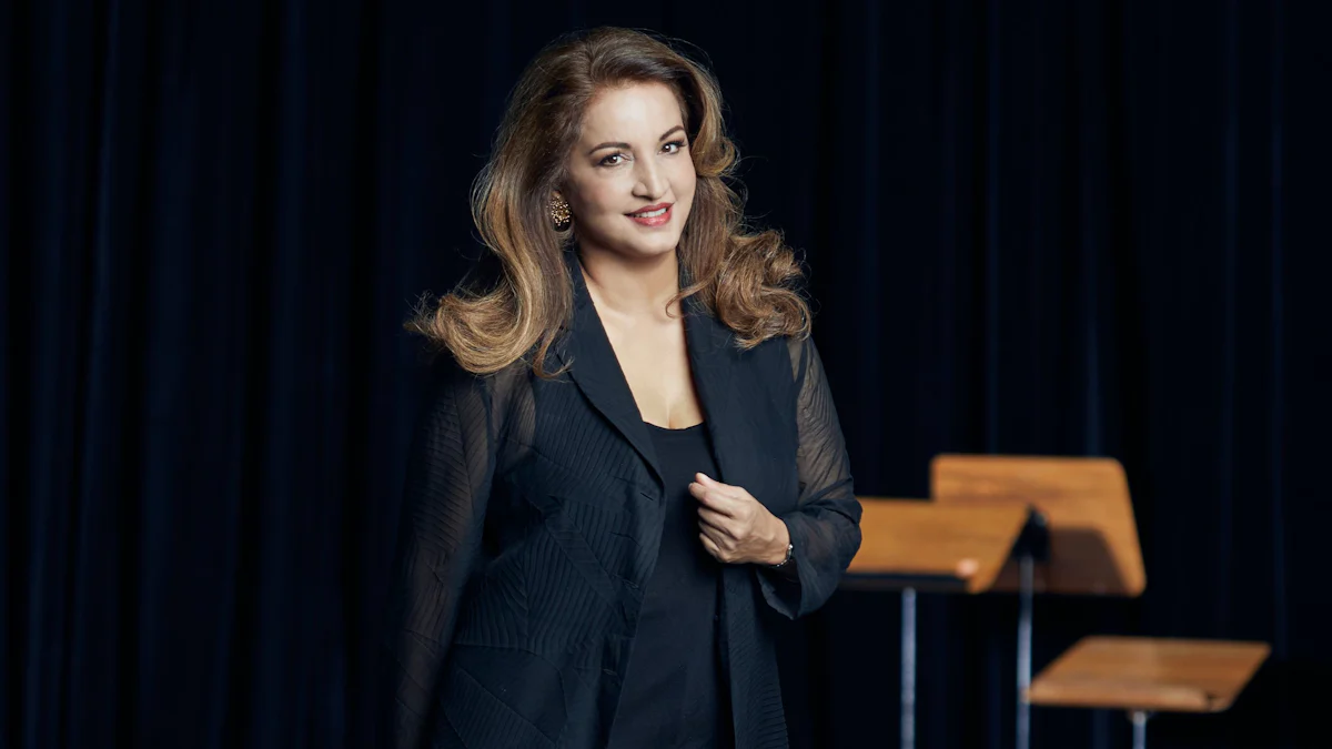 Kammersängerin Ann-Katrin Naidu: die Rollen-Königin vom Gärtnerplatztheater - München