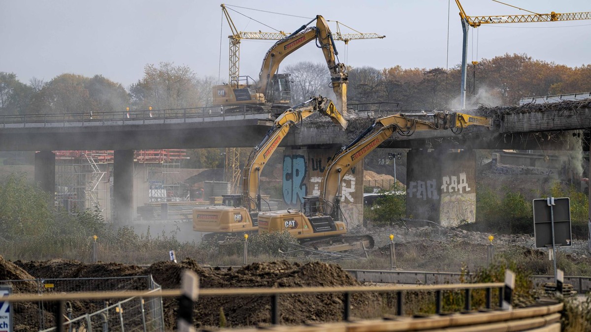 Besuch der Baustelle im Kreuz Kaiserberg A3