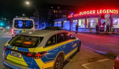 Schüsse in Burger-Laden: Polizei sucht Schützen mit Hubschrauber - Hamburger Abendblatt