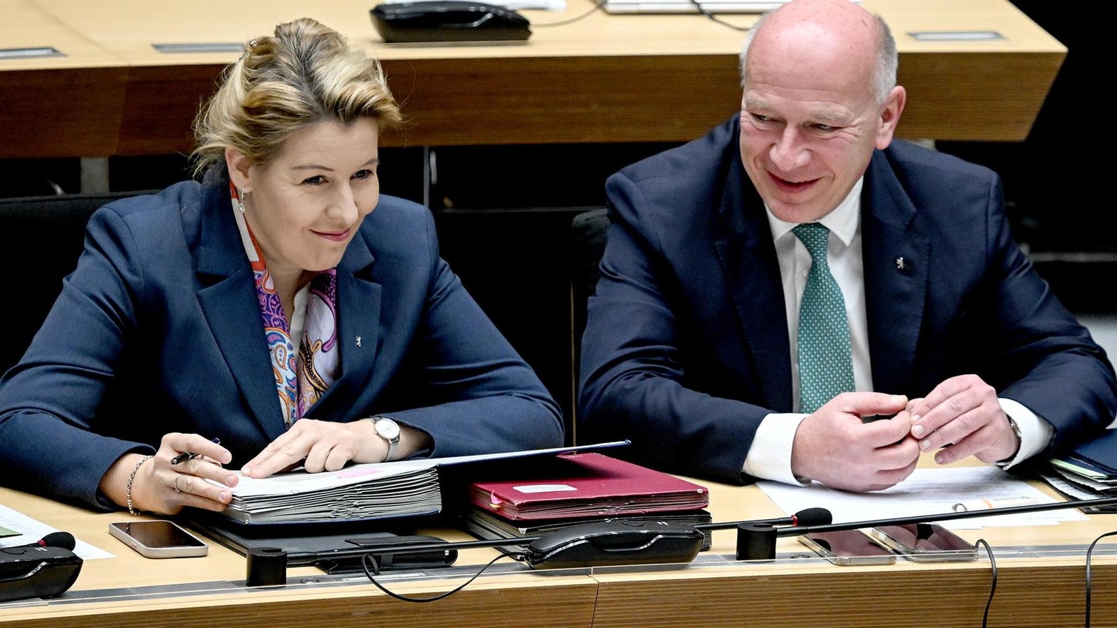 Berlin bekennt sich zu seiner Rolle als Standort für Militärindustrie