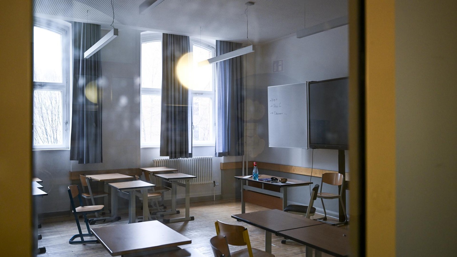 Protest gegen Wehrdienst – Senat pocht auf Schulpflicht