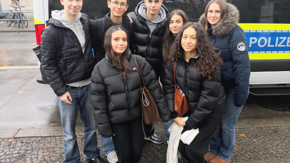 Schülerdemo gegen Wehrpflicht