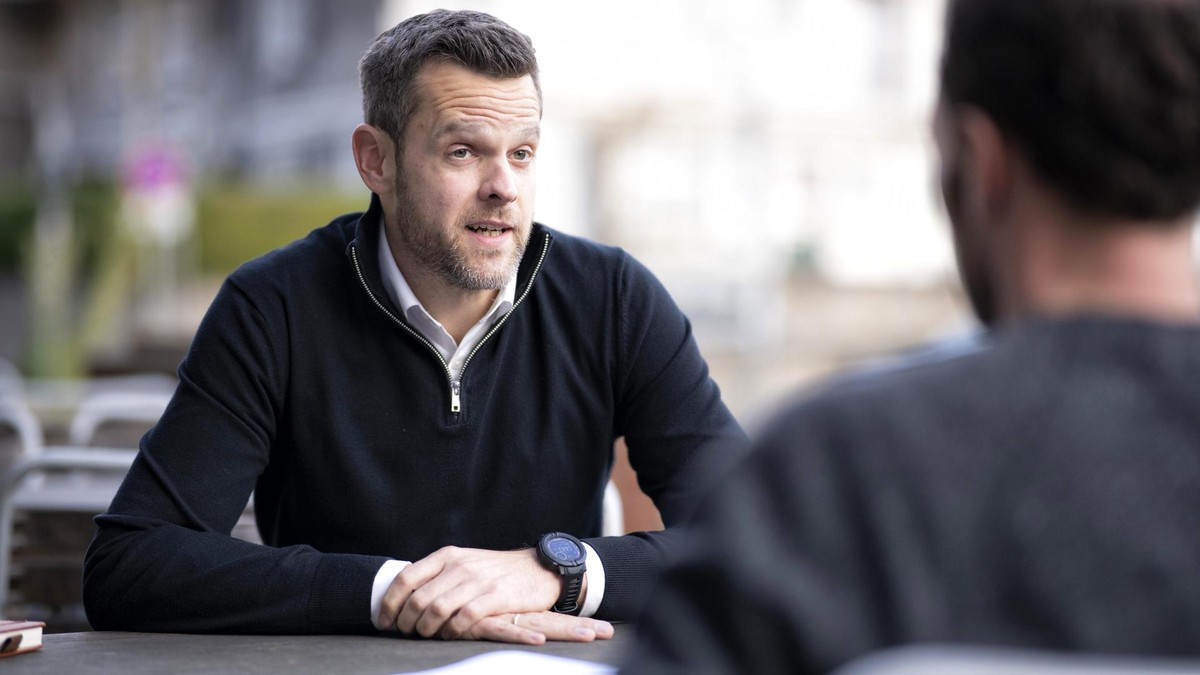 Jonathan Abbenhaus hielt lange an Daniel Haase als Cheftrainer fest. Nun zog er doch die Reißleine. Fusem Manager Jonathan Abbenhaus