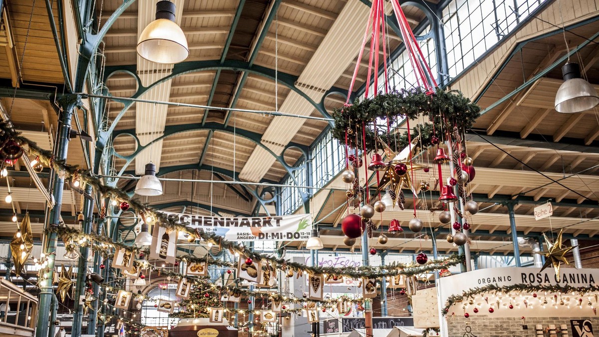 Merry Markthalle in der Markthalle Neun. Kulinarische Weihnachtsmärkte