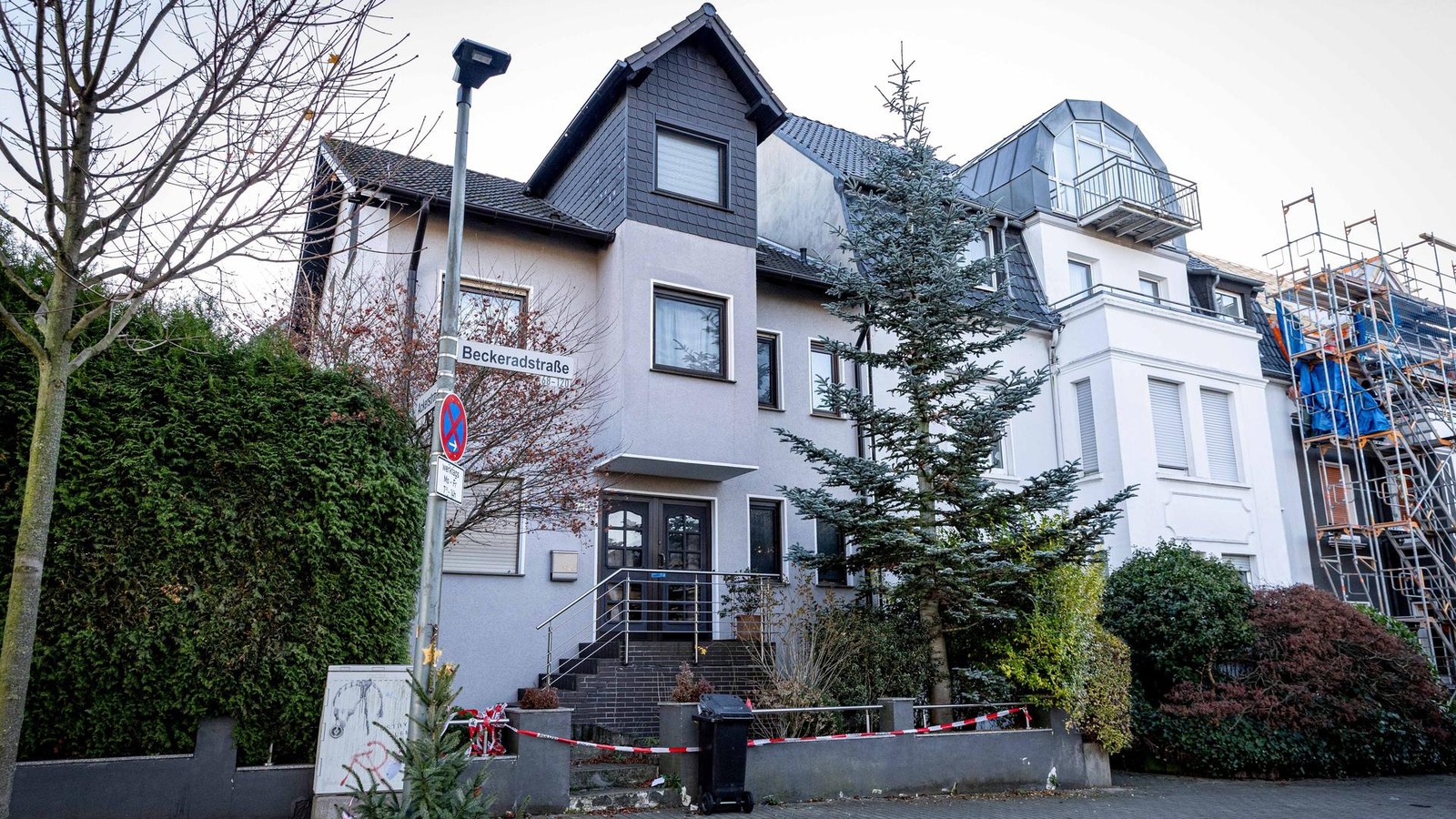 Frau (30) stirbt nach Stichverletzung – auch Mann ist tot