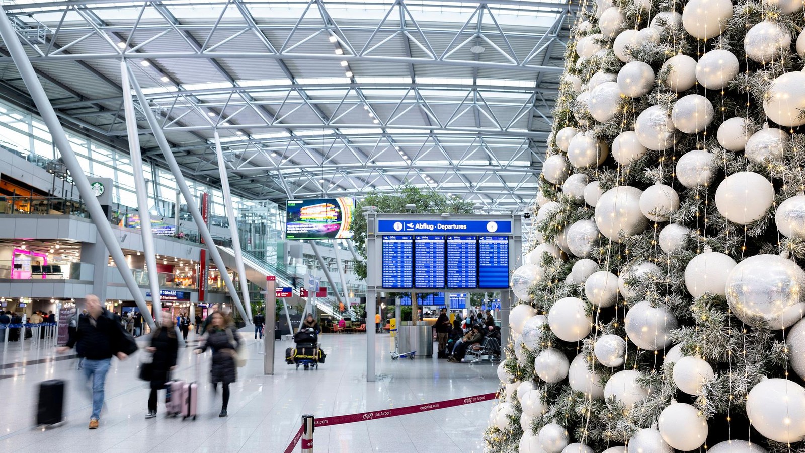 Flughafen Düsseldorf vor Ferienstart: 865.000 Passagiere erwartet