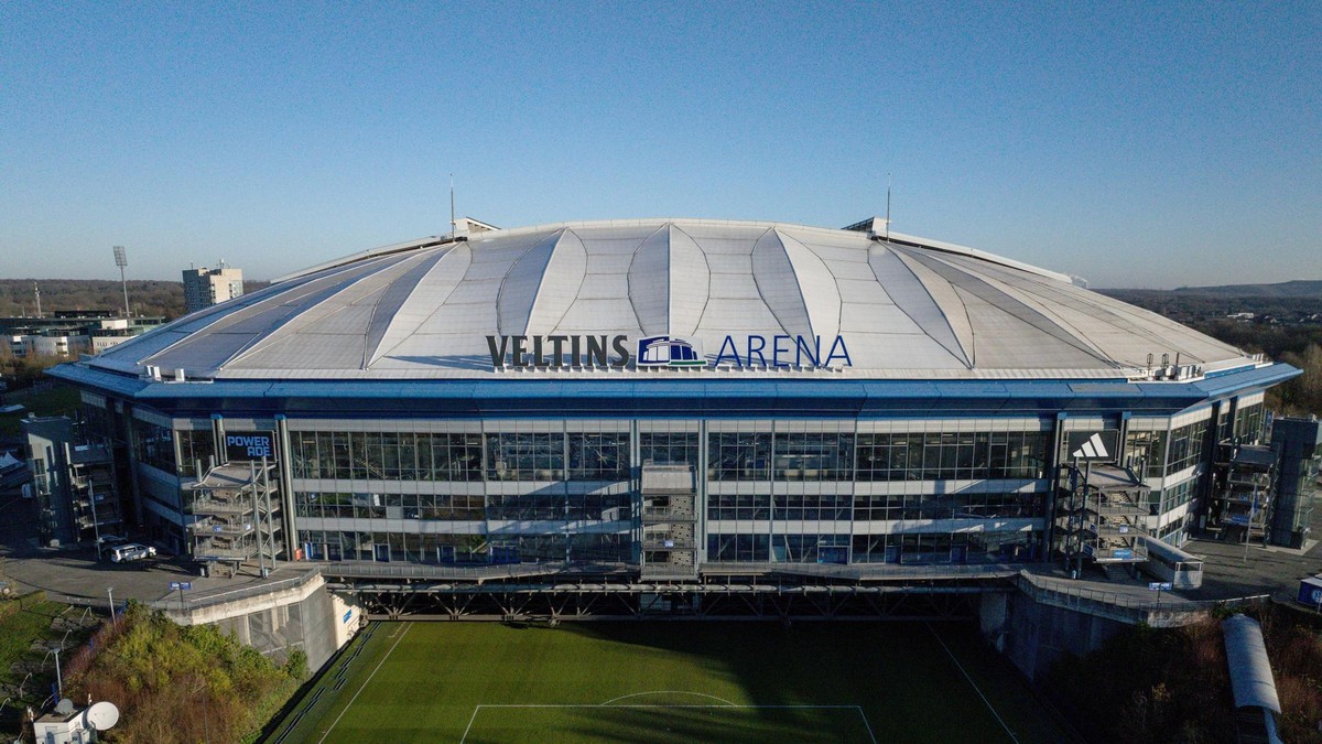 Vertrag bis 2036 verlängert: Brauerei ist weitere zehn Jahre Namensgeber der Veltins-Arena