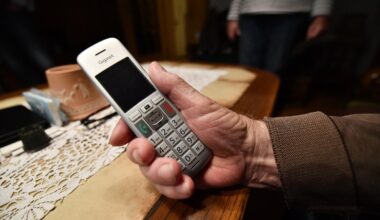 Trickbetrüger bestehlen Seniorinnen in Duisburg