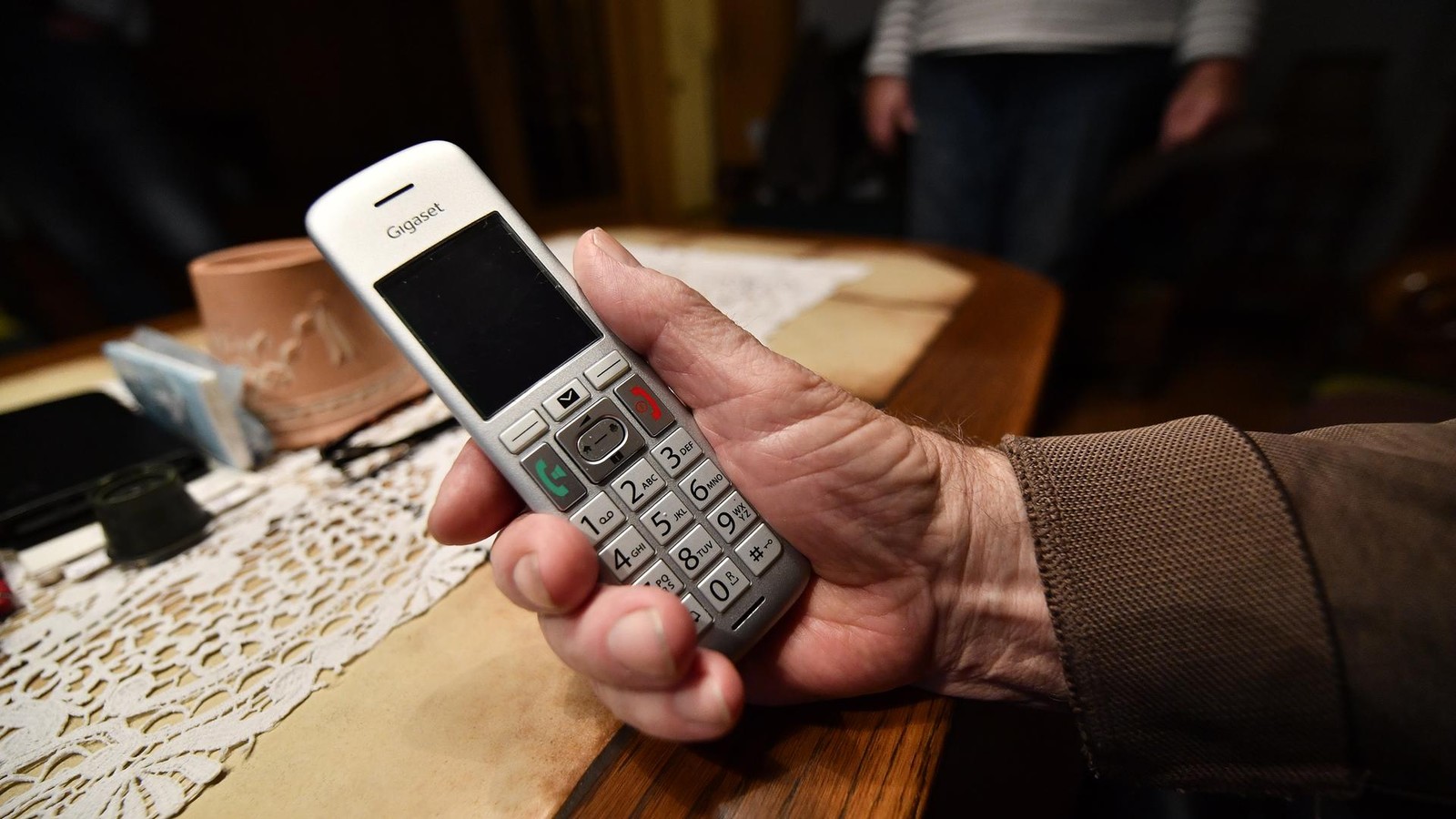 Trickbetrüger bestehlen Seniorinnen in Duisburg
