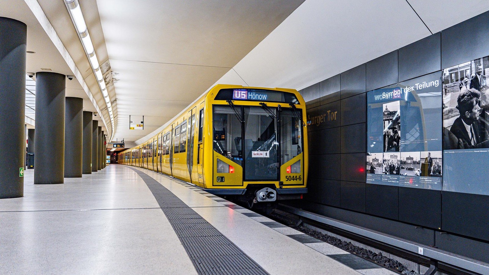 Einschränkung auf U5 – Mehr Busse und Trams fahren