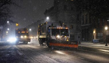 Schneesturm legt Flughäfen lahm – Tausende Flüge betroffen