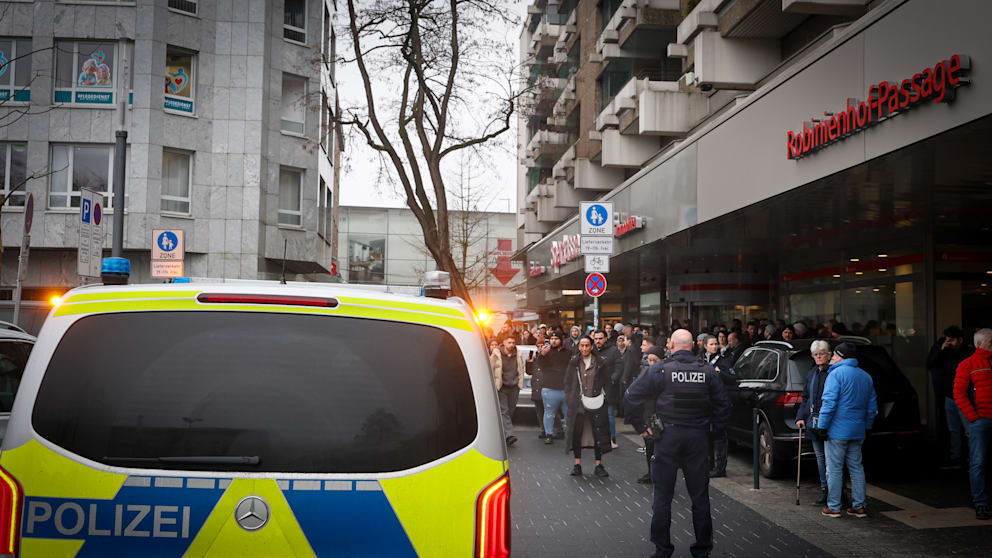 Die Ermittlungen im spektakulären Sparkassen-Einbruch dauern noch an