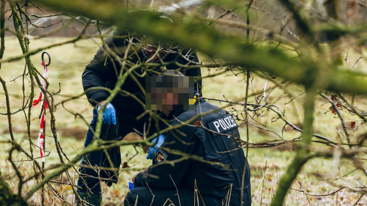 Fabian (†8): Polizei startet neue Suche am Fundort der Leiche | Regional