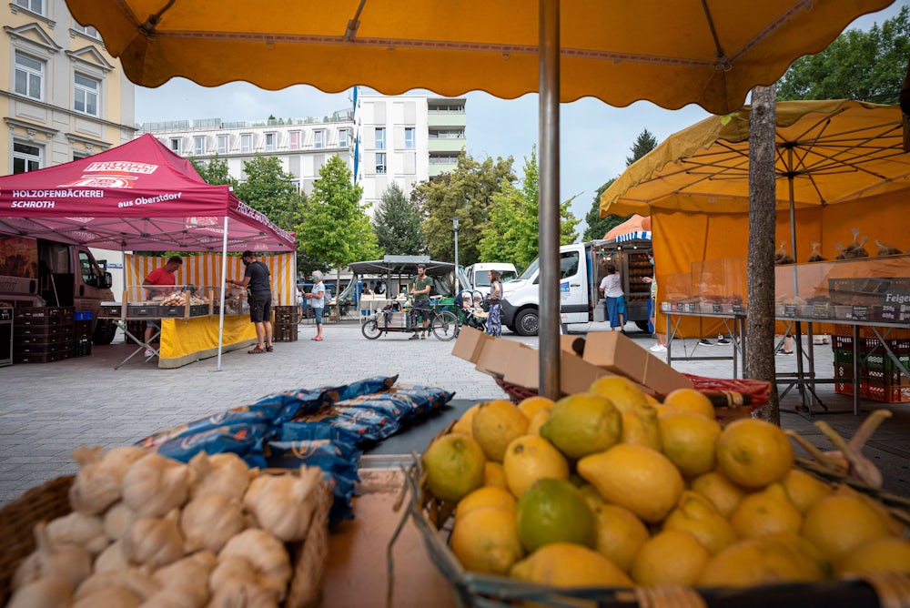 Immer donnerstags gibt es auf dem Hans-Mielich-Platz in Giesing einen Wochenmarkt.