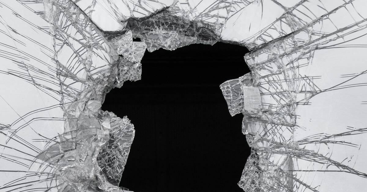 Mannheim: Unbekannte schlagen Autoscheiben ein - Polizeiberichte aus Rhein-Neckar-Odenwald