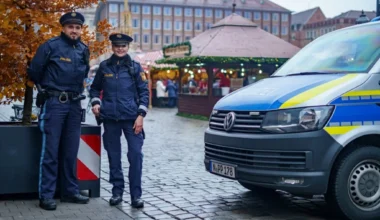 Polizeipräsidium Nürnberg: Positive Bilanz: Keine Gewaldelikte auf dem Christkindlesmarkt