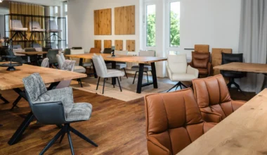 Neueröffnung der Filiale in Nürnberg: Neueröffnungswochen bei Polstermöbel FISCHER