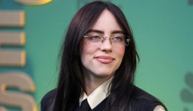 Billie Eilish mit Audiobotschaft auf S-Bahnhöfen zu hören