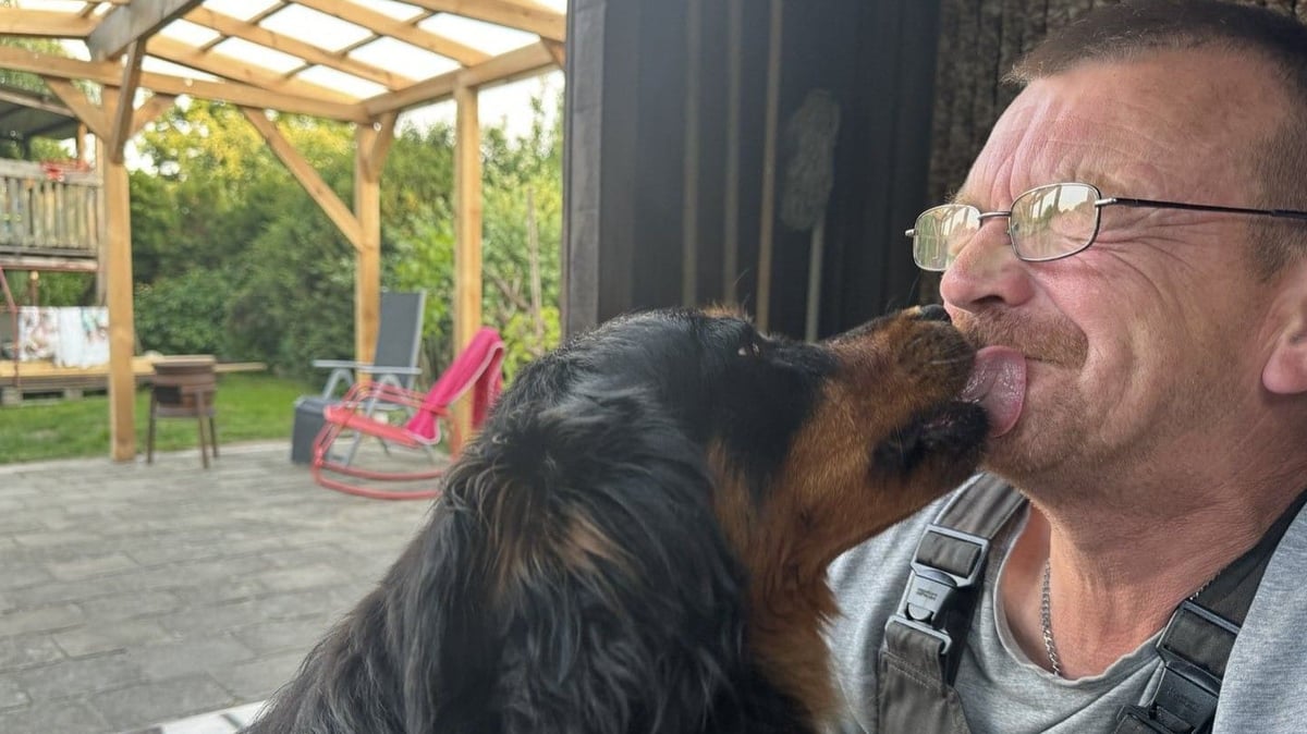 Mario nimmt Abschied von Coco (5)