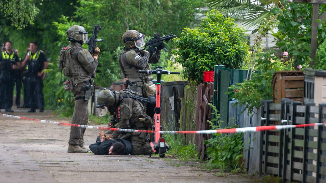 Prozess um Geiselnahme, Kokain und Elektroschocker in Hamburg | Regional