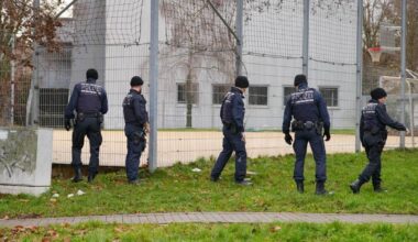 Schüsse auf Spielplatz: Auch 18-Jähriger in Haft - Baden-Württemberg