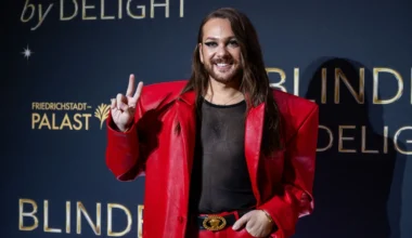 Riccardo Simonetti bekommt ein pikantes Weihnachtsgeschenk