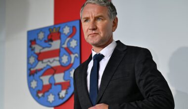 Streit über Verteidigungspolitik: Höcke auf offener Bühne im Bundestag kritisiert – aus der AfD-Fraktion - WELT