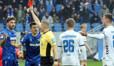 2. Liga: Schwalbe? Karlsruhe-Stürmer fällt, zeigt an: kein Foul. Gelb-Rot!