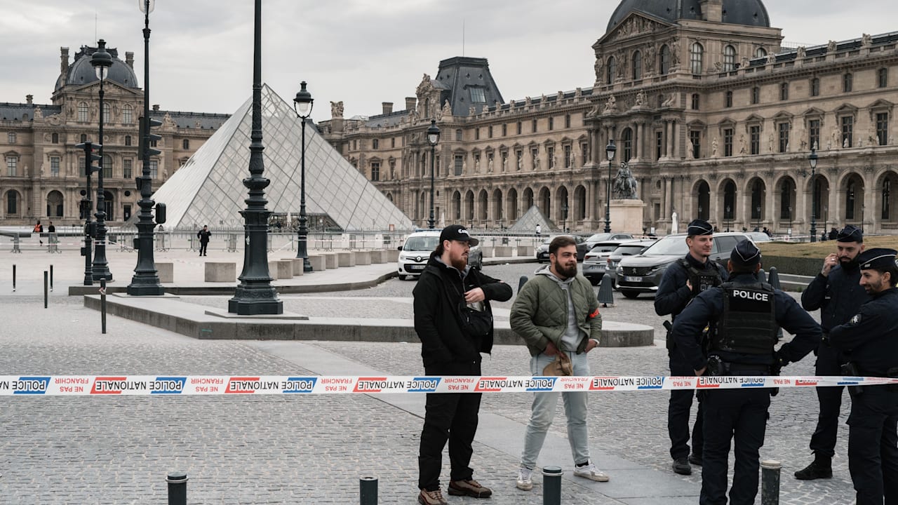 Louvre: Alle vier mutmaßlichen Räuber in U-Haft | News