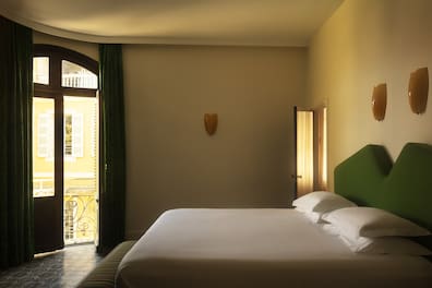 Nach der Restaurierung empfängt das historische Grand Hôtel Nord-Pinus in Arles wieder Gäste.