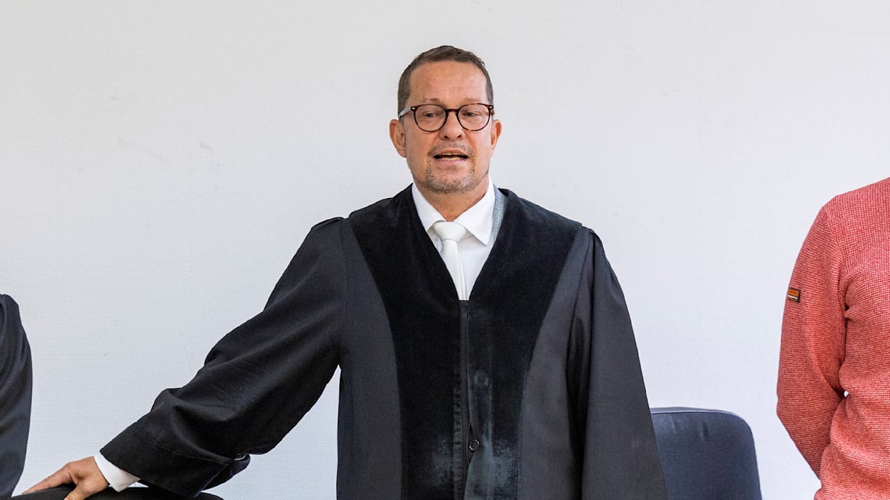 Mordprozess in München: Richter schockiert mit Trump-Aussage | Regional