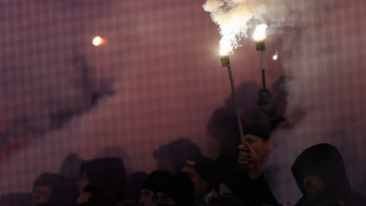 HSV: Hooligan-Gipfel vor Frankfurt-Spiel – 100 Schläger verabredet - BILD