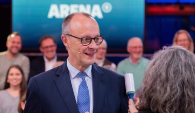 Merz stellt sich Fragen der Bürger: Kanzler macht „Stadtbild“-Geständnis | Politik