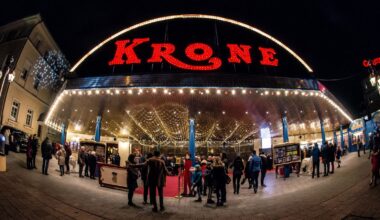 Auto neben Circus Krone geht in Flammen auf – Polizei ermittelt