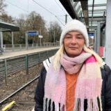 Adela Dzelilovic ist auf die U42 angewiesen, um ihre Arbeitsstelle zu erreichen. Allerdings verkehrt die Bahn in jüngster Vergangenheit höchst unzuverlässig, sagt sie.