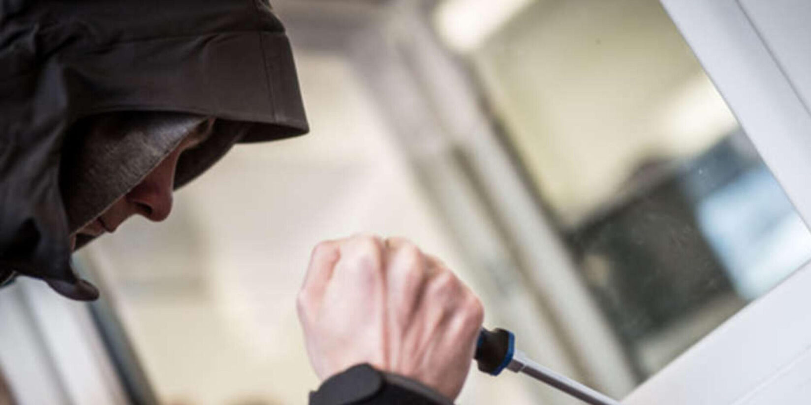 Zwei Einbrüche und ein Versuch